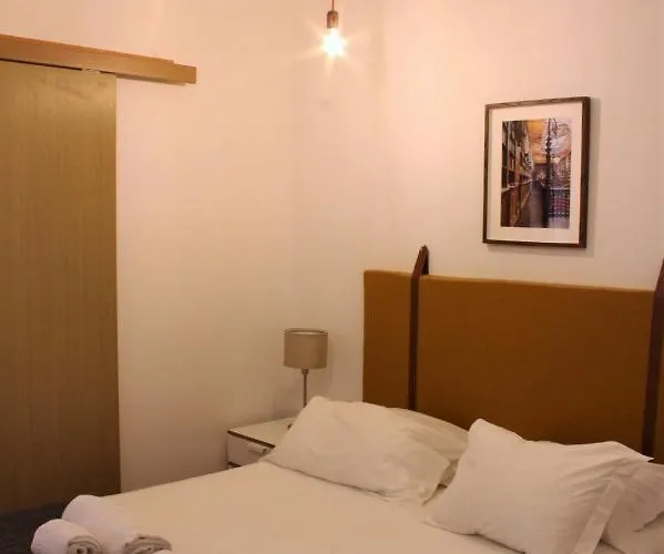 Maison Entreparedes Διαμέρισμα