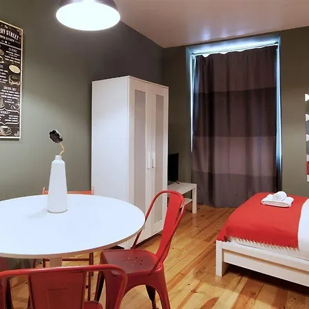 Apartment Entreparedes