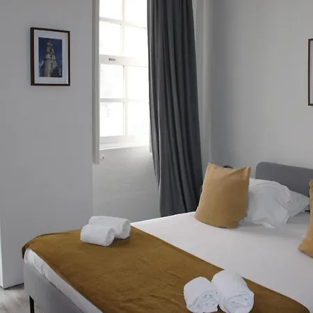 Maison Entreparedes Πόρτο