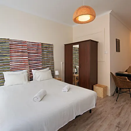 Maison Entreparedes *