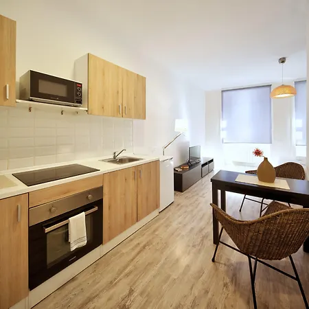 Maison Entreparedes 公寓