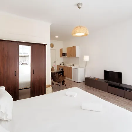 Maison Entreparedes 波尔图