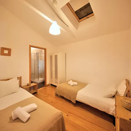 Maison Entreparedes Διαμέρισμα