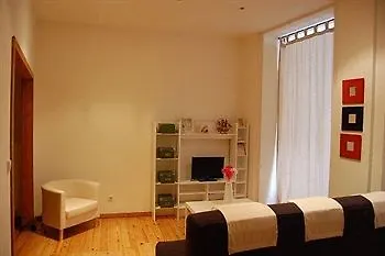 Apartment Entreparedes Porto