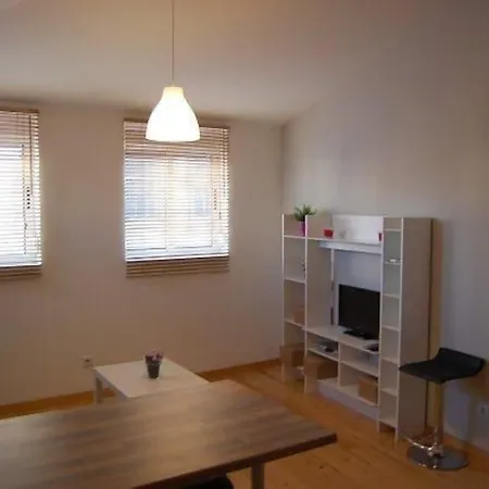Entreparedes Apartment Porto