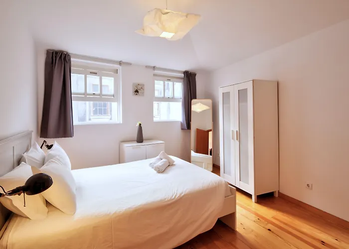 Maison Entreparedes Apartman