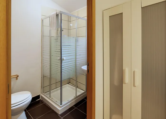 Maison Entreparedes * Porto