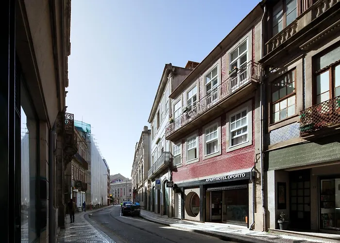 Maison Entreparedes * פורטו